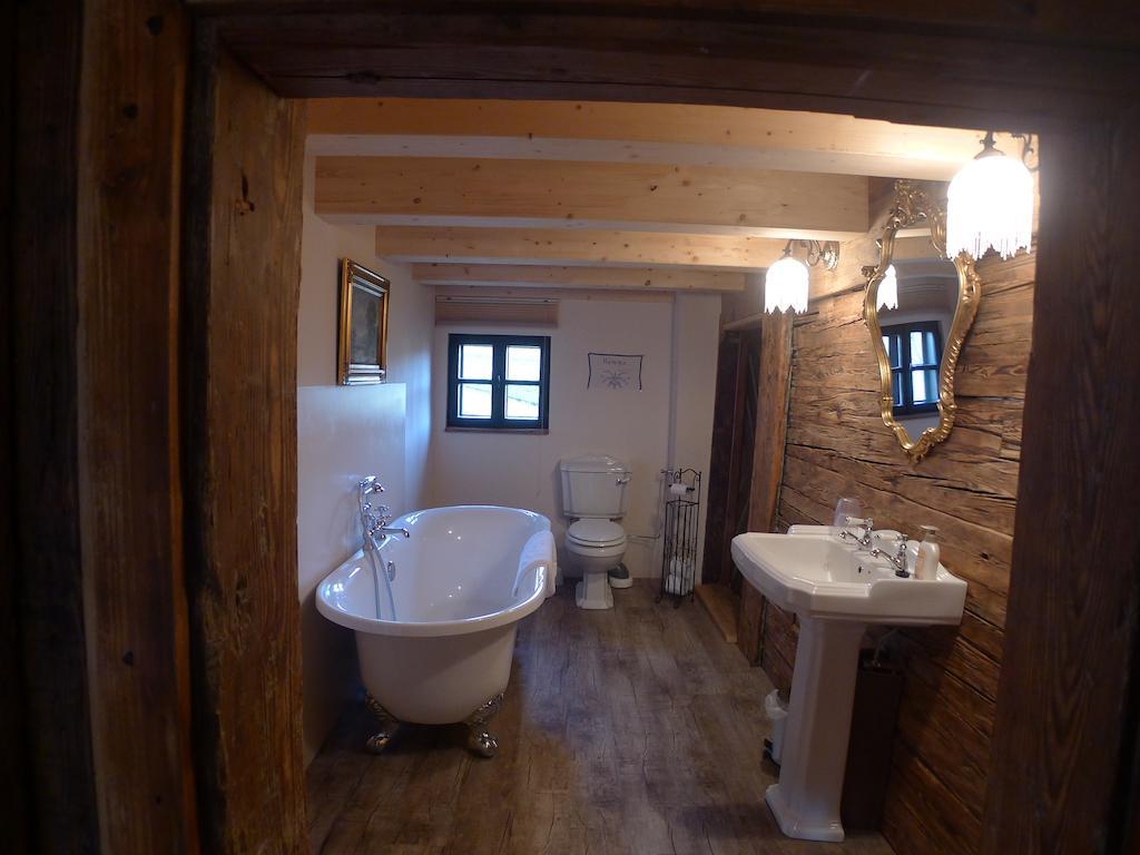 Heuholzmuehle Privatzimmer Elixhausen Δωμάτιο φωτογραφία